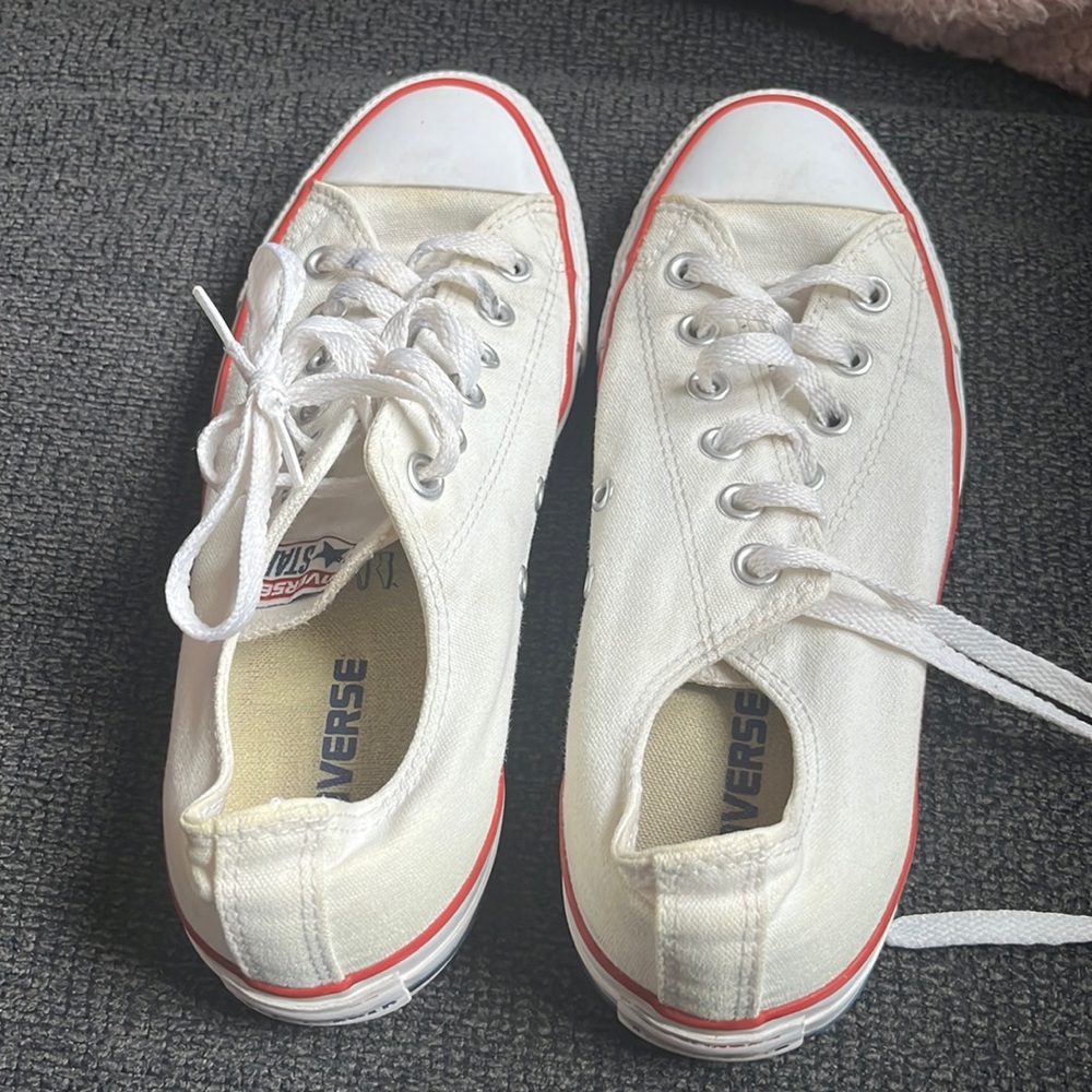 White converse